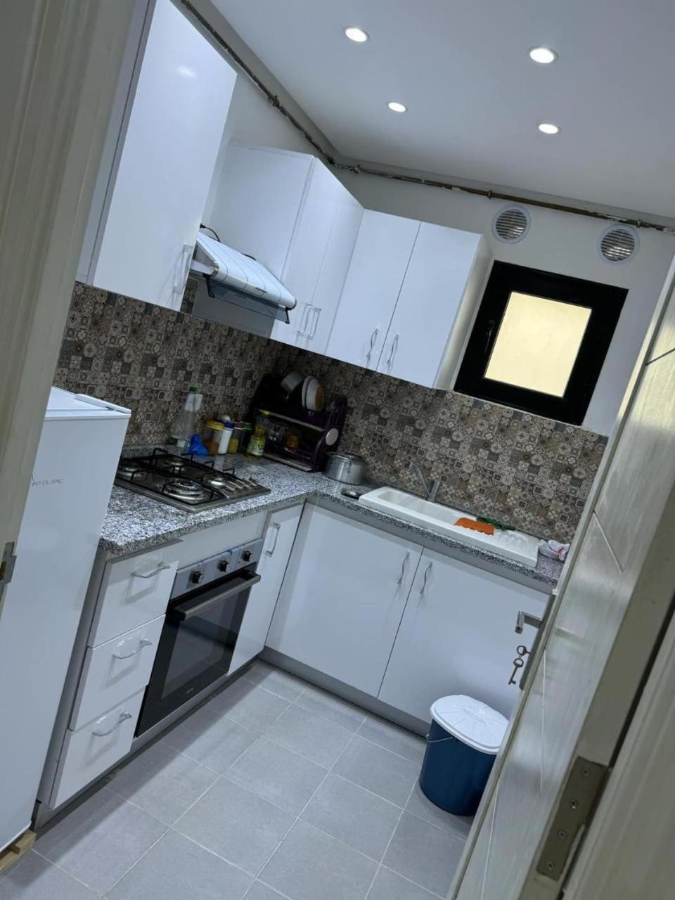 Dhekra R3 * Tunis